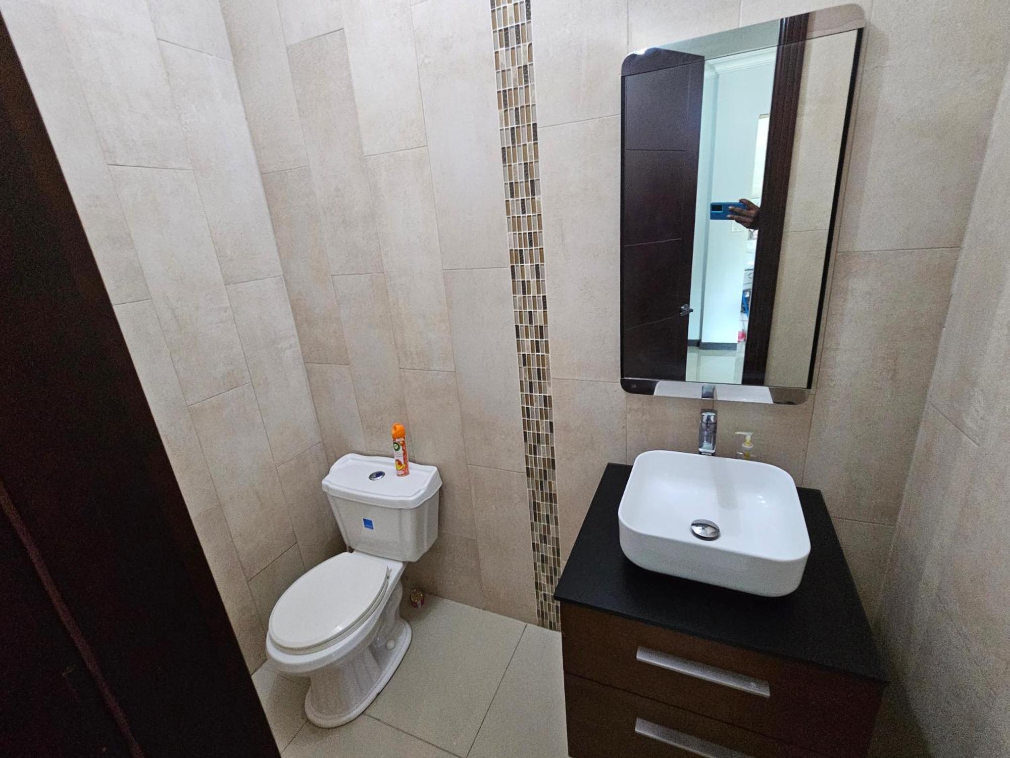 Ac Hotel Neighbors Luxury 1 Bedroom Uptown Kingston Apartment Zewnętrze zdjęcie